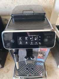 Maquina café automática Philips 2224/40 - como nova