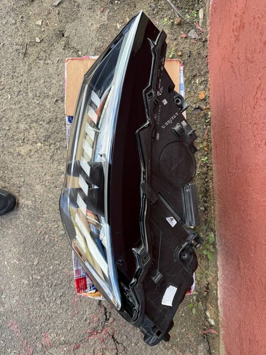 Фара Ліва Audi Q7 Matrix Америка 2020-2024 USA