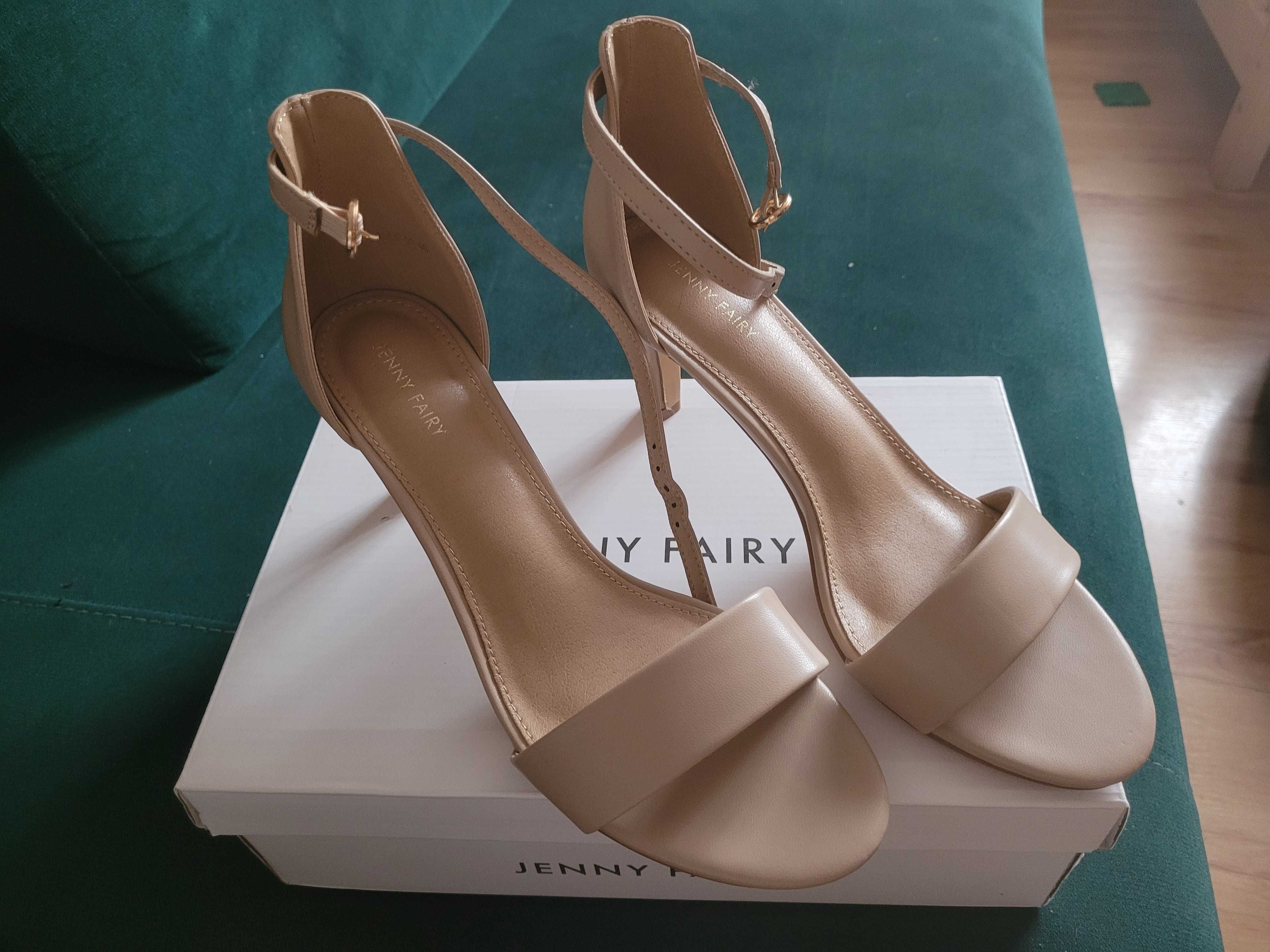 Buty sandaly beżowe cieliste