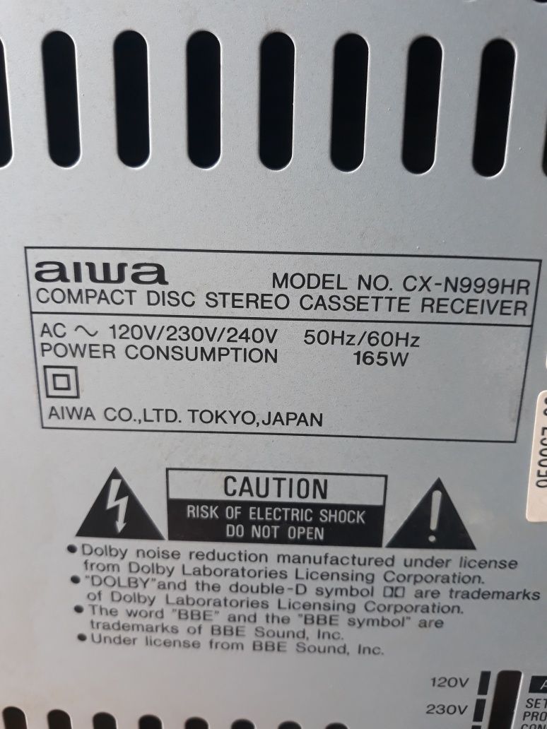 Продам музыкальный центр айва 999