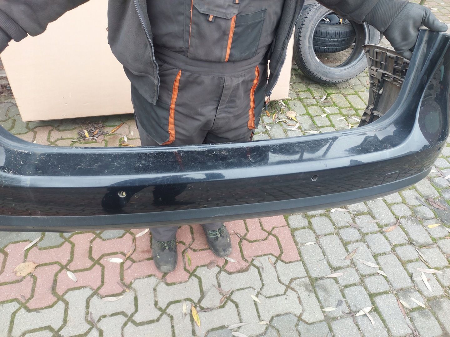 PASSAT B6 KOMBI ZDERZAK TYŁ LAK.LC9X