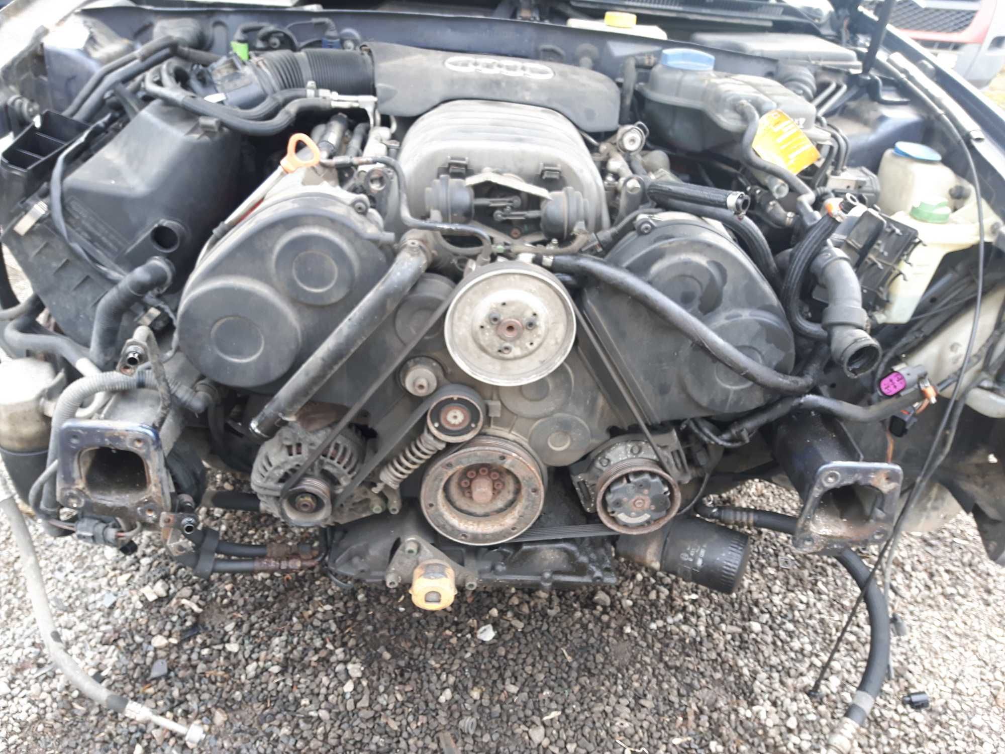 AUDI A6 c5 3,0 B  01 r Napęd tył zawieszenie , lamy tył  i inne LY5X