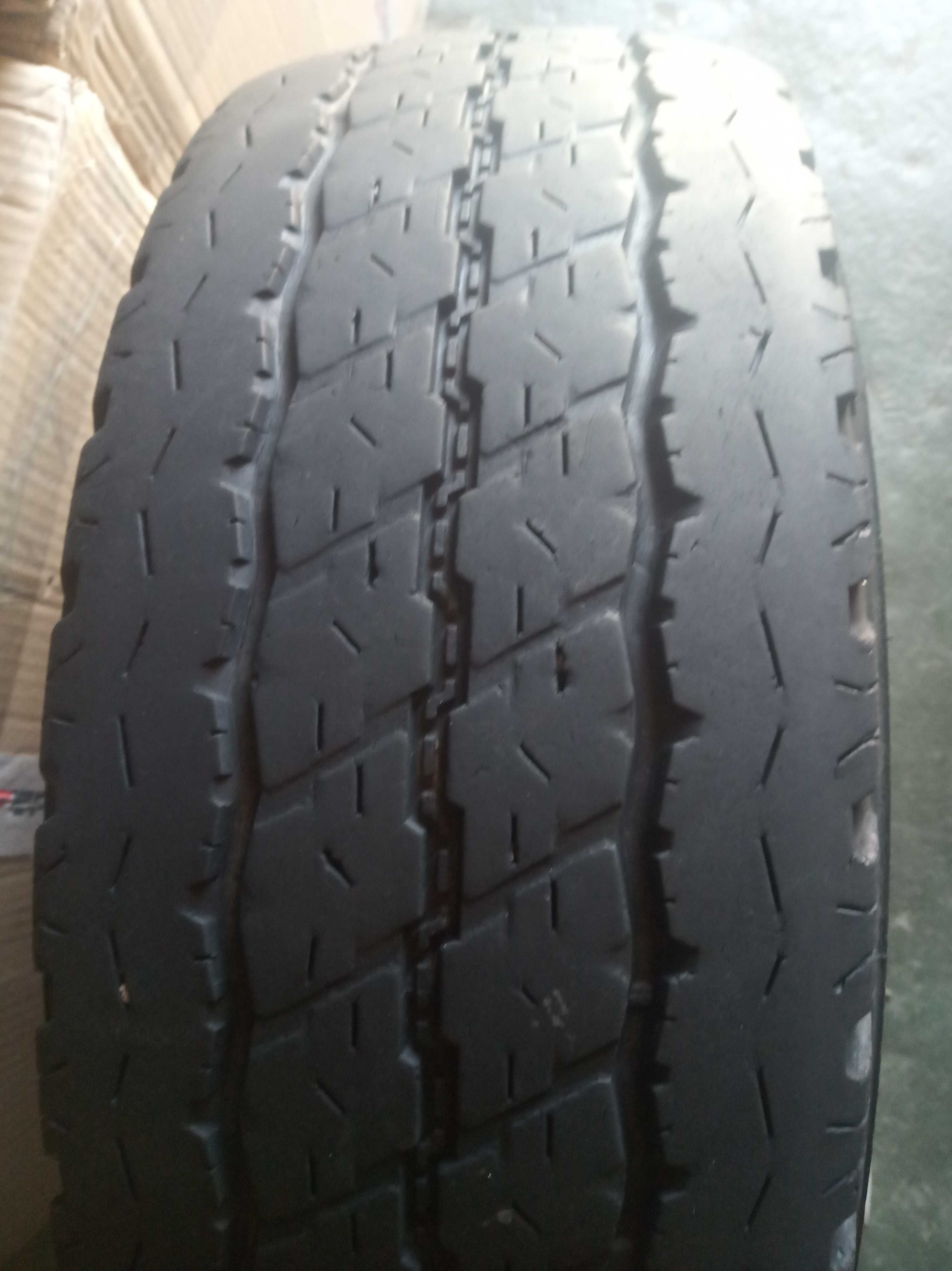 Шини літні 215/70 R15 C Bridgestone