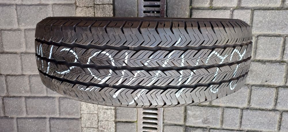 TORQUE 205/65R16C , pojedyńcza opona wielosezonowa wzmacniana.