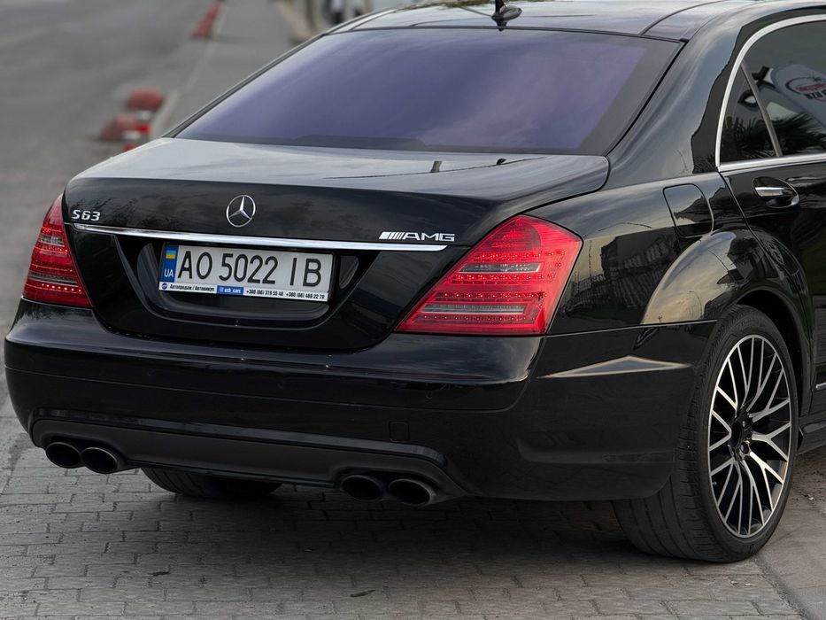 Mercedes-Benz S63 AMG