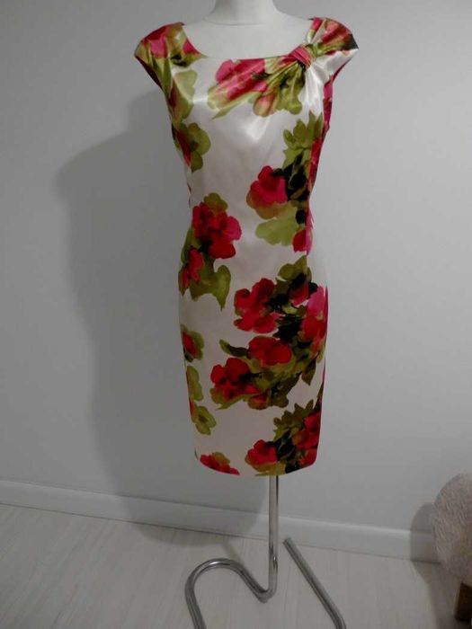 Sukienka Wizytowa Imprezowa Satynowa Dopasowana Kremowa