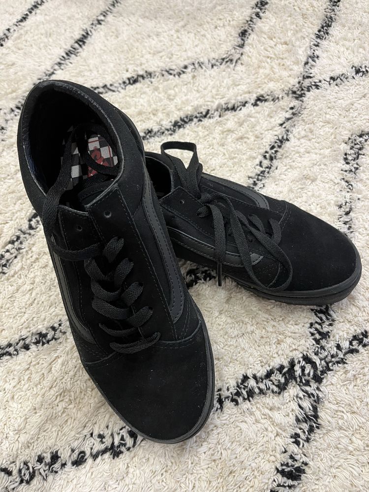 Czarne vans old skool