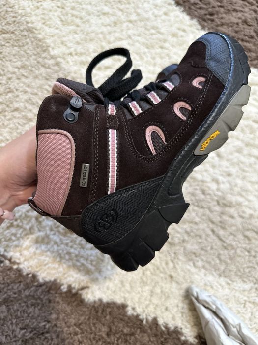 Демісезонні трекінгові черевики Vibram Comfortex Brutting