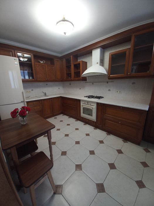 Здам чудову 3- х кімн., квартиру Грушевського