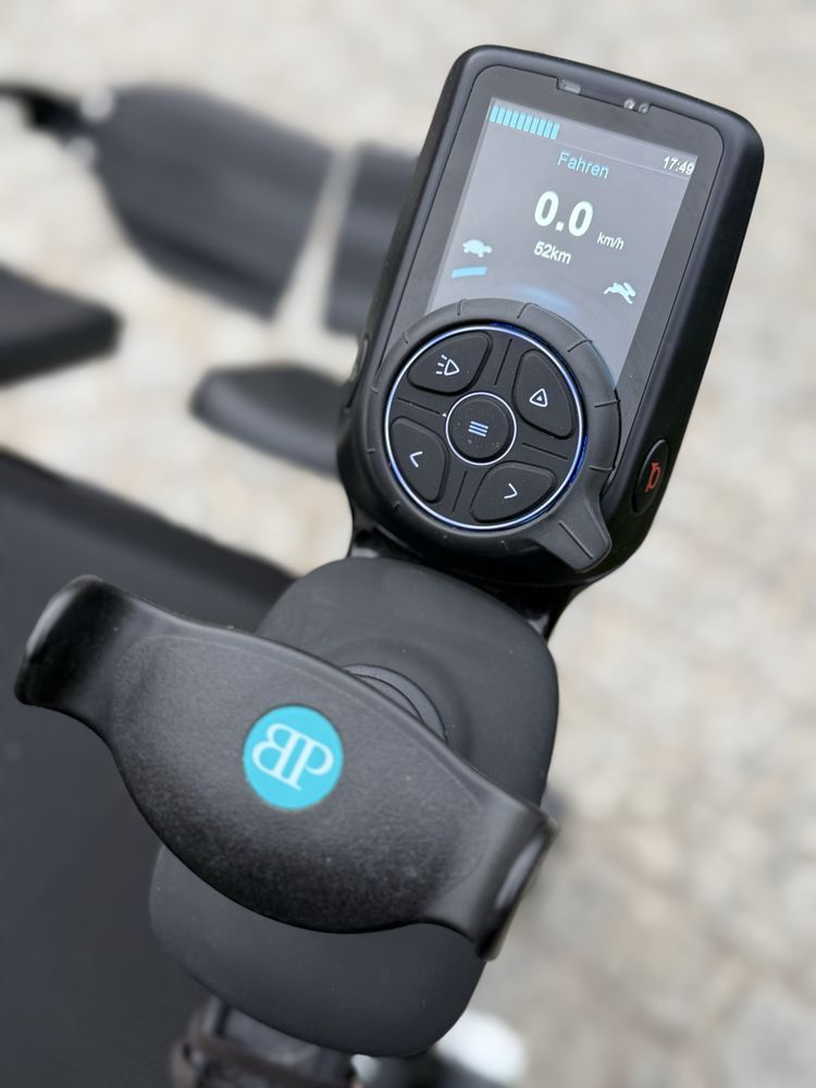 wózek inwalidzki elektryczny Ottobock JUVO B5, 2022r tylko 50km
