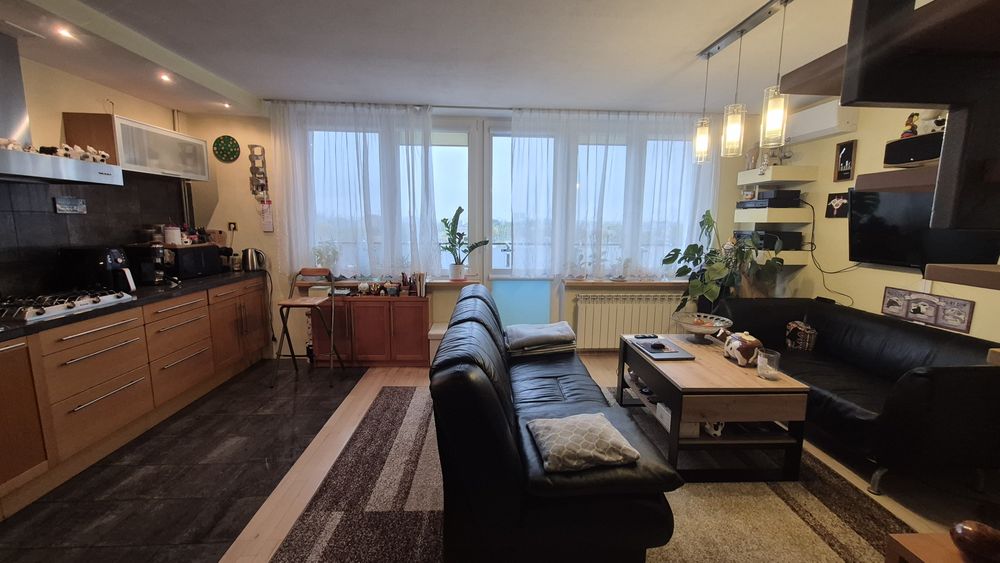 Sprzedam 2-poziomowe mieszkanie Grochów, tylko za gotówkę