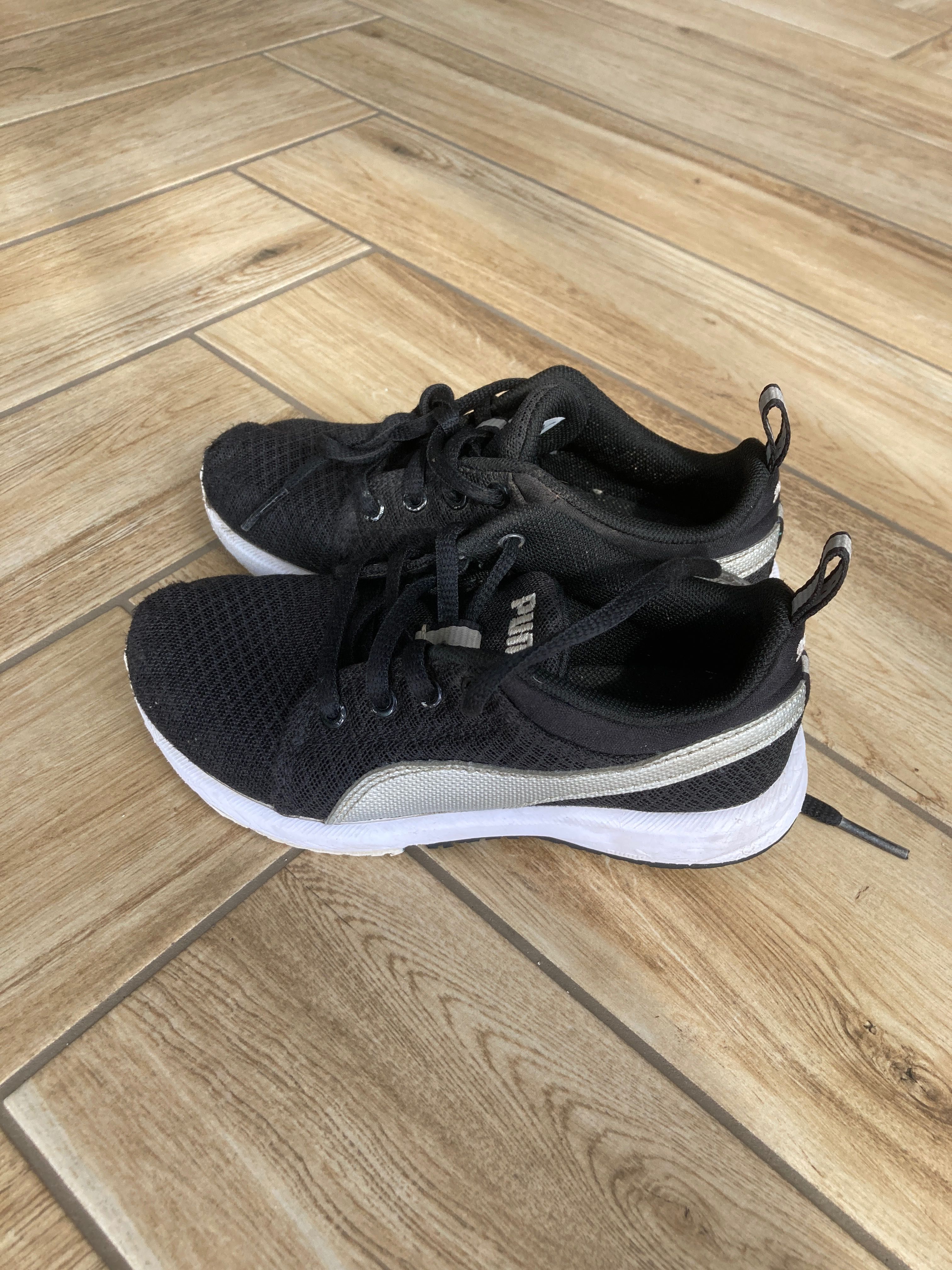 Buty dziecięce puma rozmiar 28