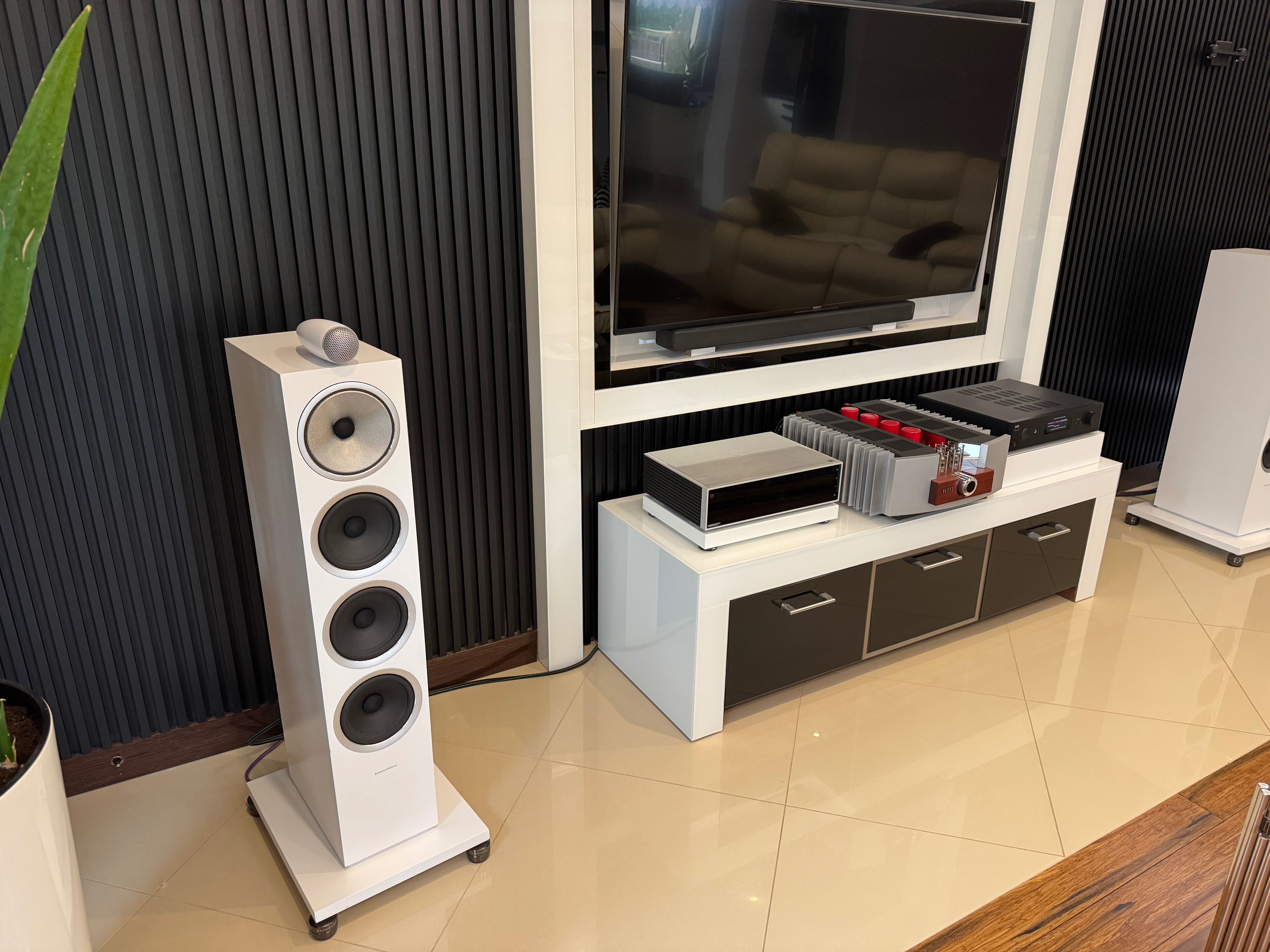 Bowers&Wilkins 702 s2