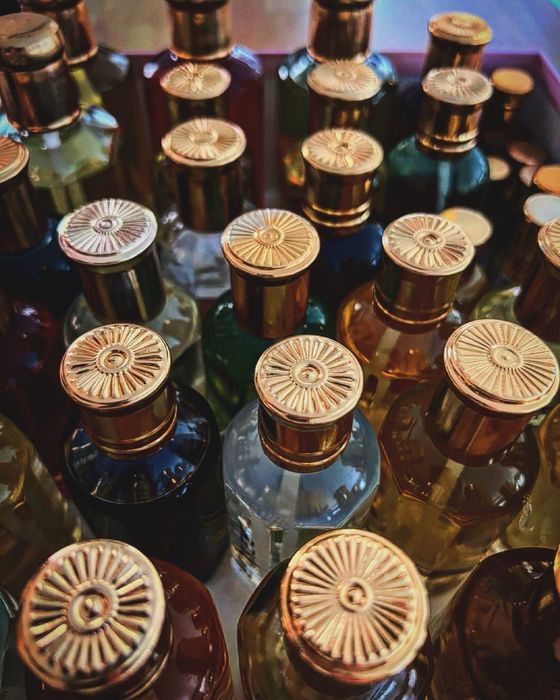 Organiczne Olejki eteryczne z Indii perfumy