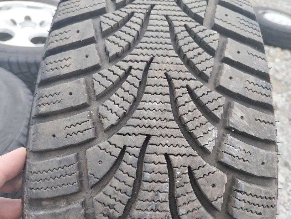 Koła zimowe 205/55/16 opony felgi 7J alufelgi audi a4 A6 a3 et42 8E0