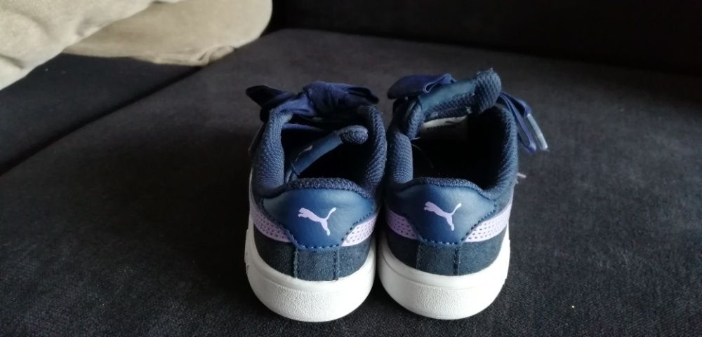 Sapatilha Puma tamanho 24