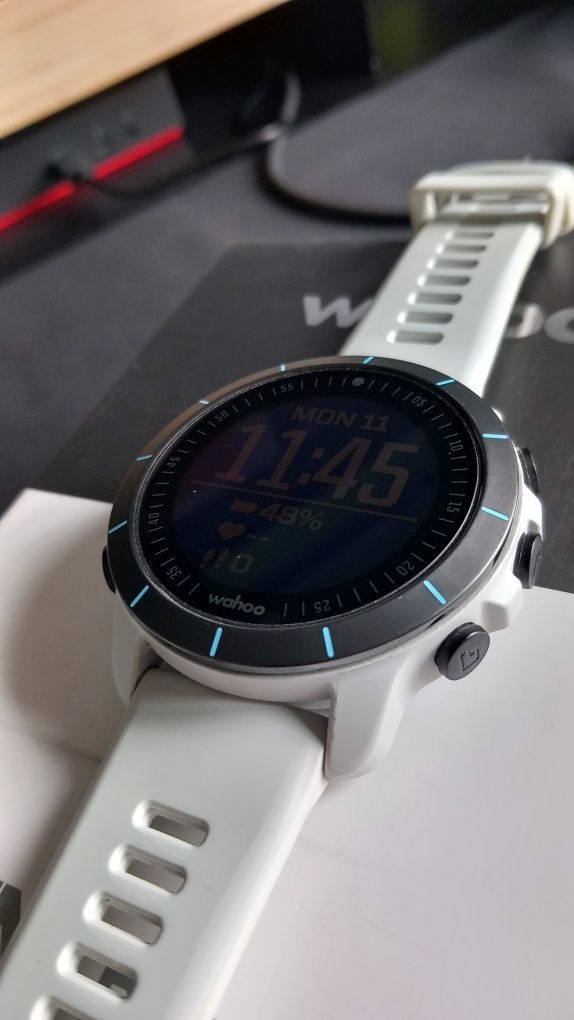 Wahoo ELEMNT Rival smartwatch zegarek sportowy