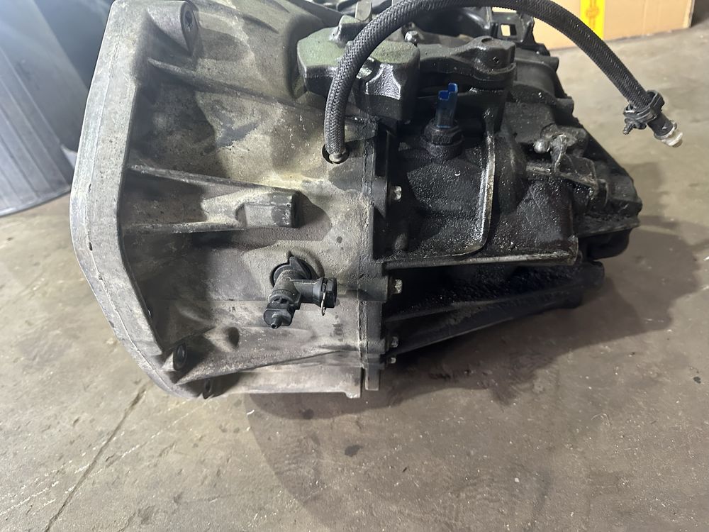 Caixa de velocidade Renault master III 2.3 Dci REF PF6010 6 Veloc