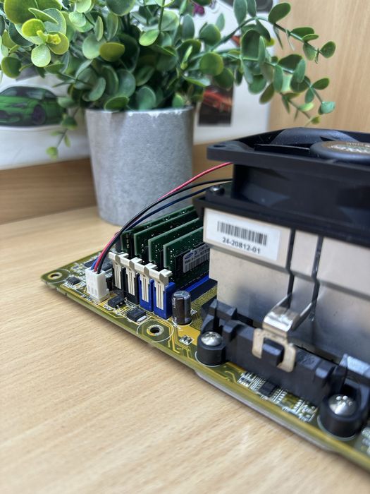 Płyta główna z procesorem + pamięć ram