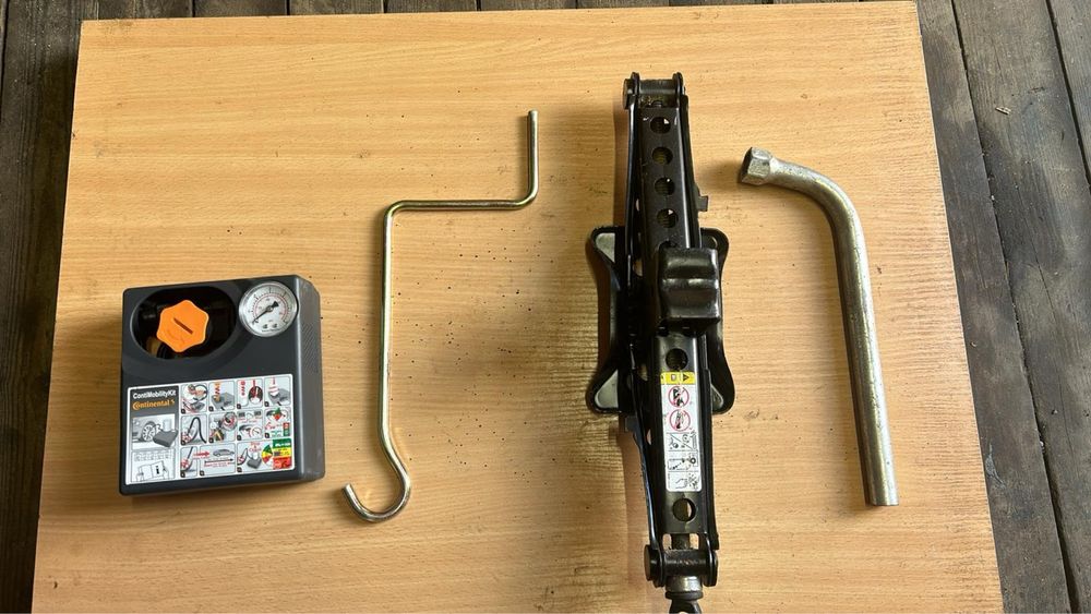 Домкрат VW Passat B6 B7 B8 Golf 6 7 Touran Skoda A5 A7 Super B