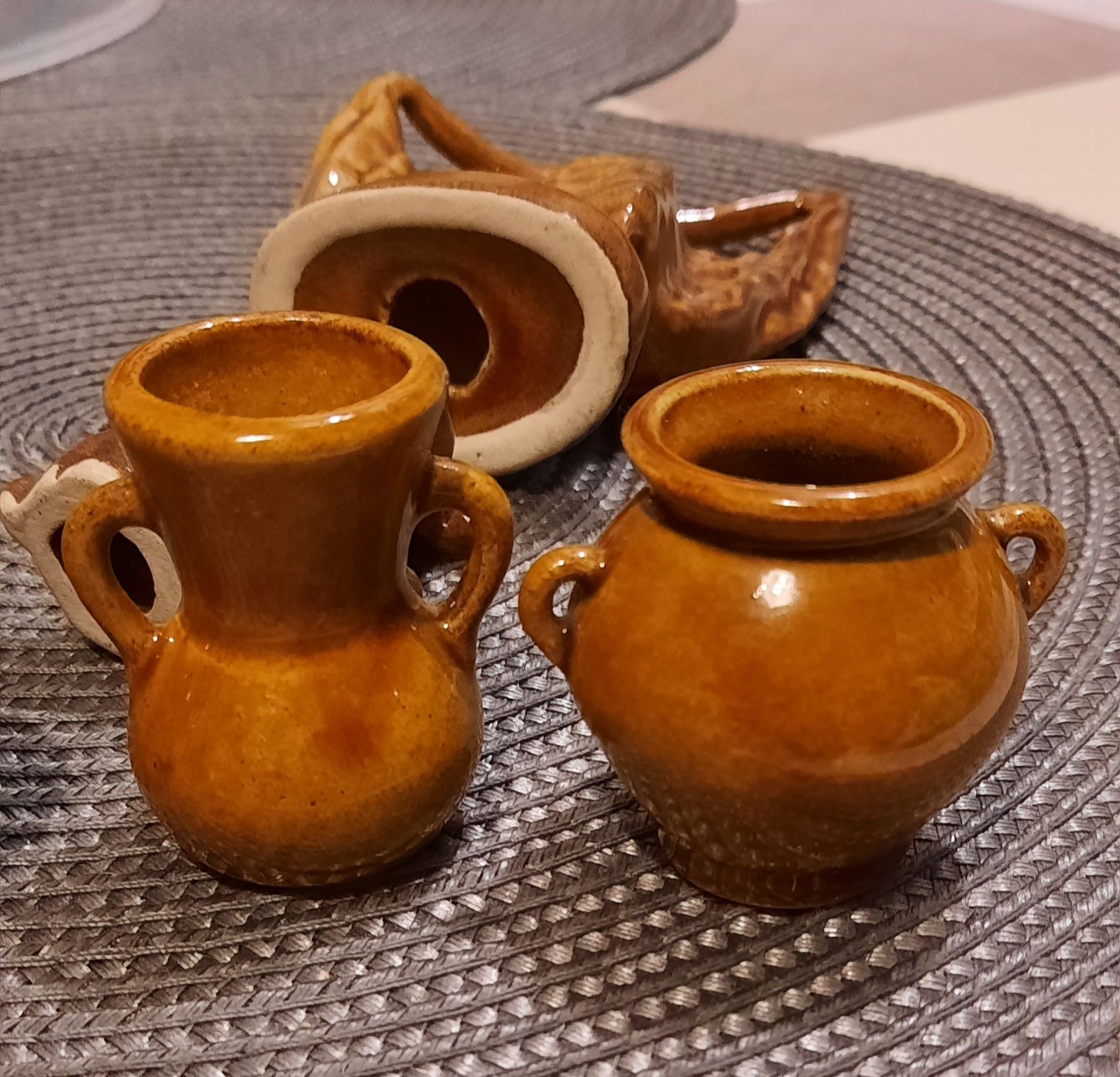 Kolekcja figurek ceramicznych PRL
