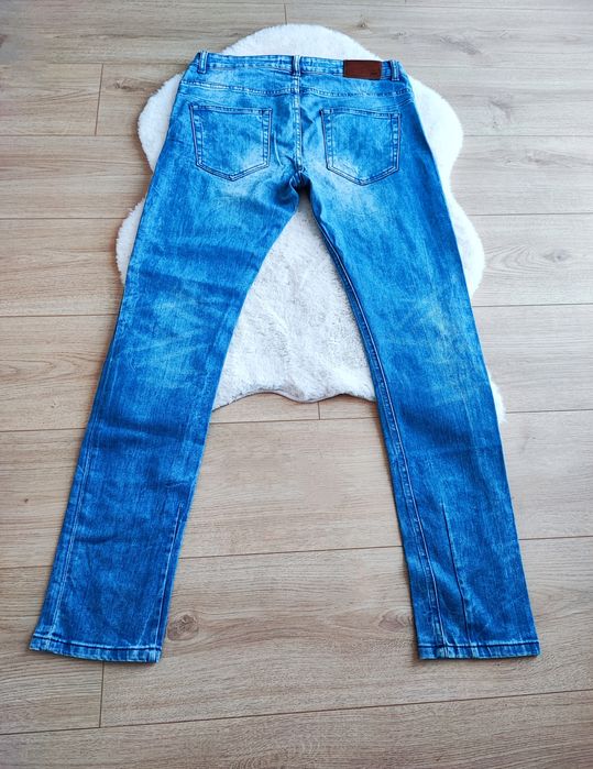 Zara Men spodnie jeansowe męskie z przetarciami modne bawełniane