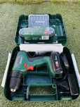 Дрель  BOSCH EasyDrill 18V-40 18 V  + parkside+ прецизионная отвертка