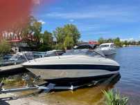 Катер Bayliner Capri 212