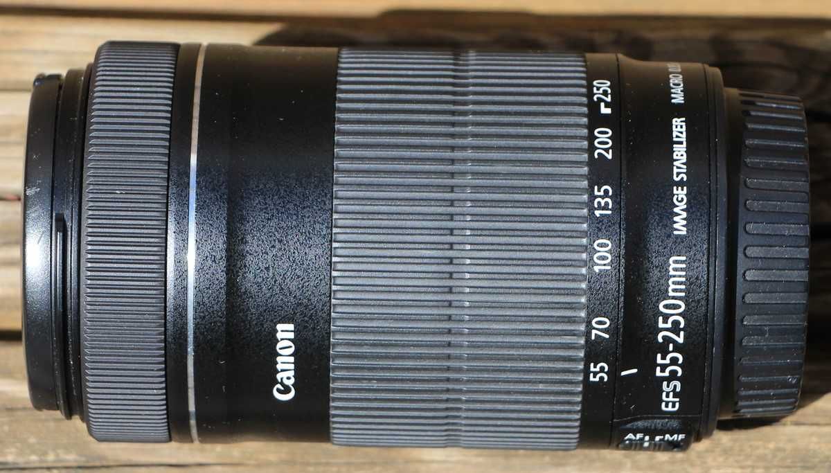 Canon EF-S 55-250mm f4-5.6 IS STM