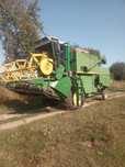 Комбайн John Deere 952