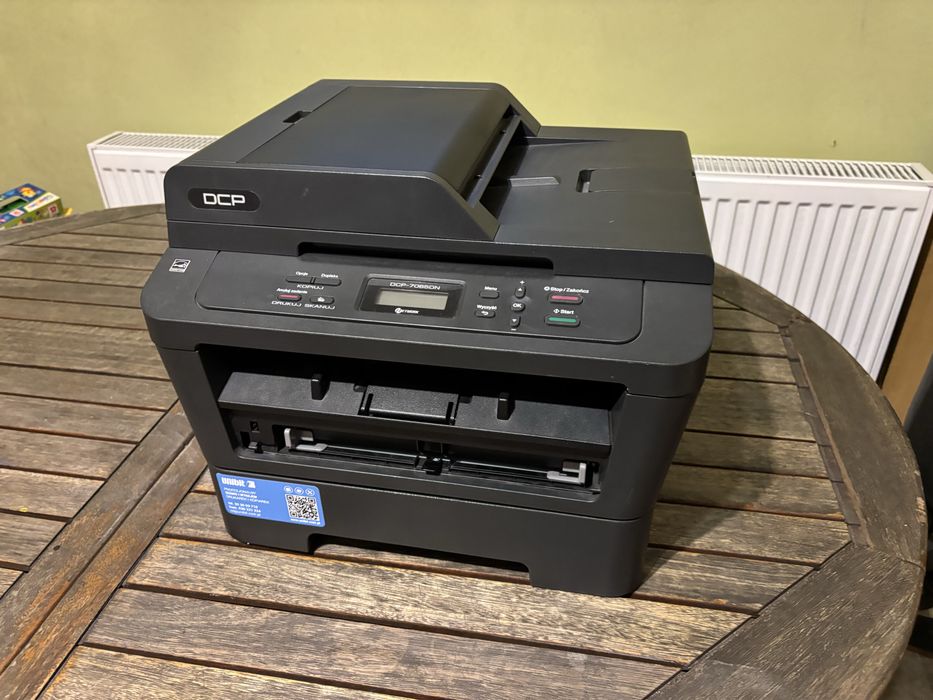 Urzadzenie drukarka skaner Brother DCP7065DN