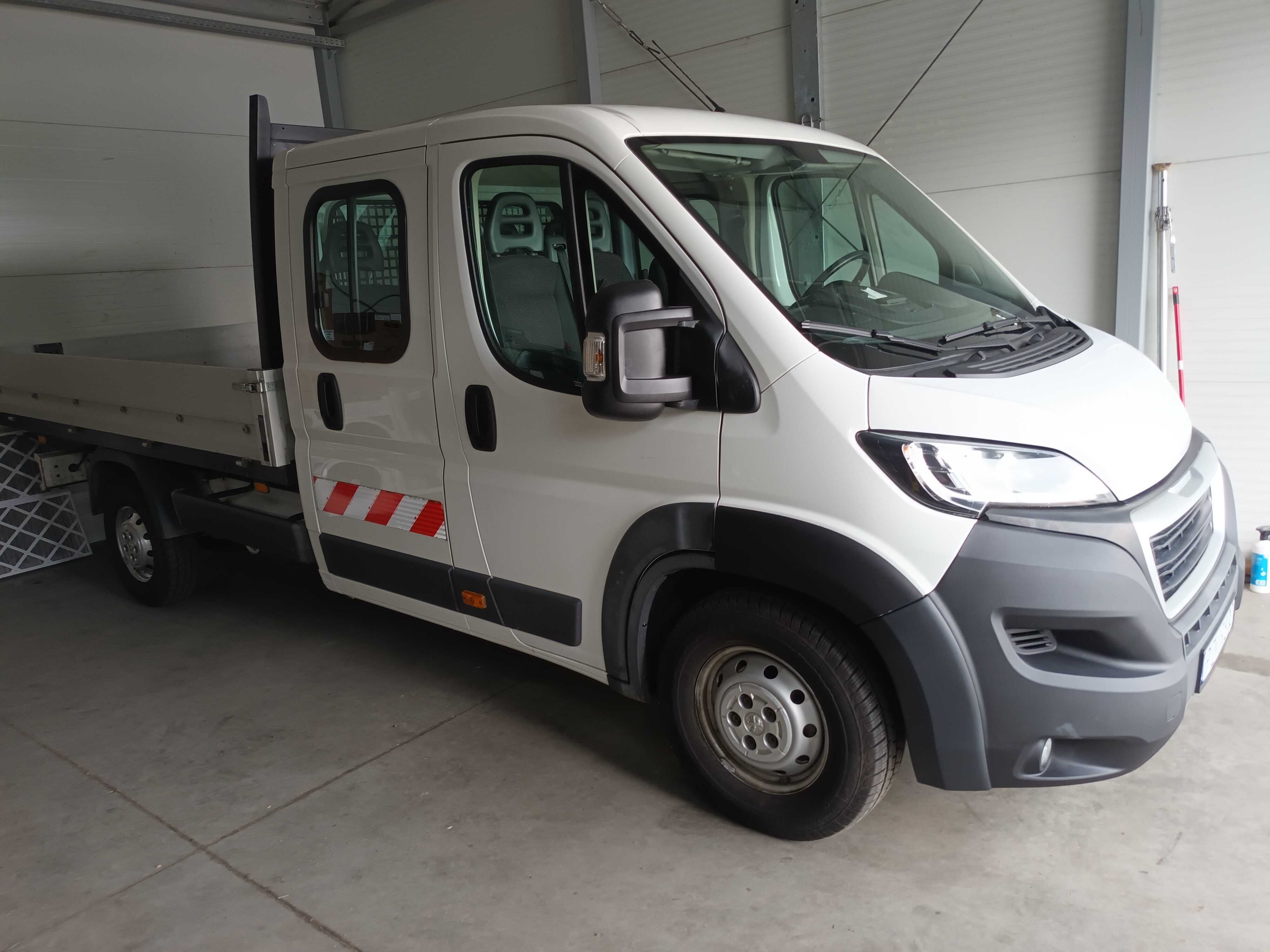 Fiat ducato 2,0 hdi Peugeot  brygadówka ,7osób Klima, hak,doka 224 tyś