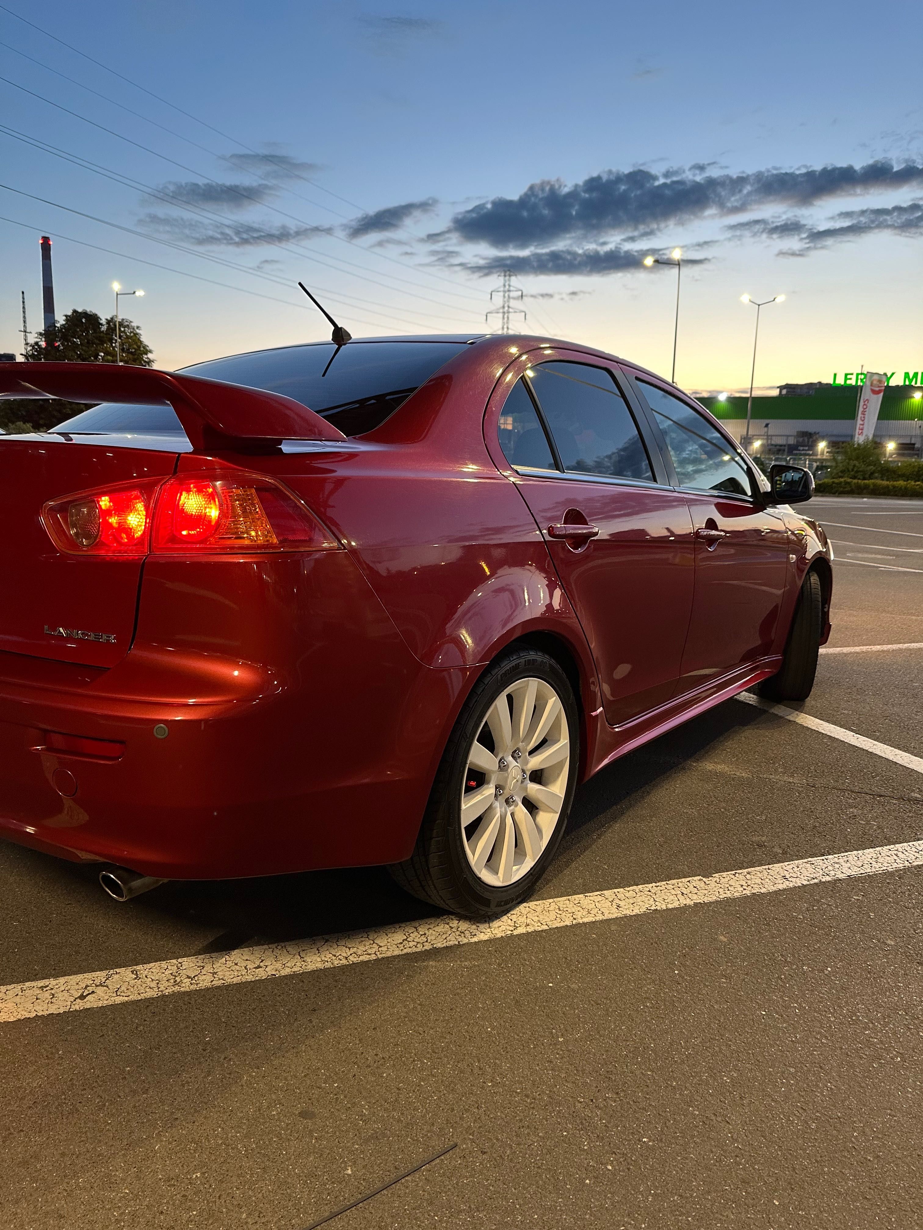 Mitsubishi Lancer 10  2.0 CarPlay