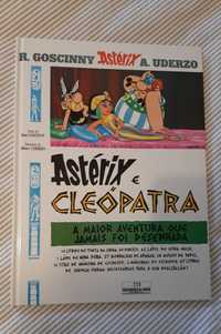 Livro "Astérix e a Cleópatra"
