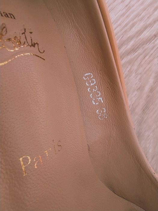 Туфлі лодочки, лабутени, шкіра