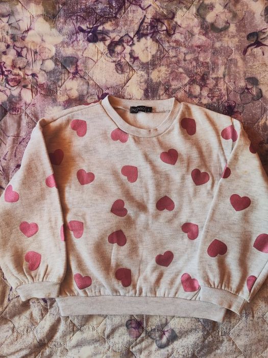 Світшоти на осінь- весну  з начосом в ідеальному стані лупілу,сенсей