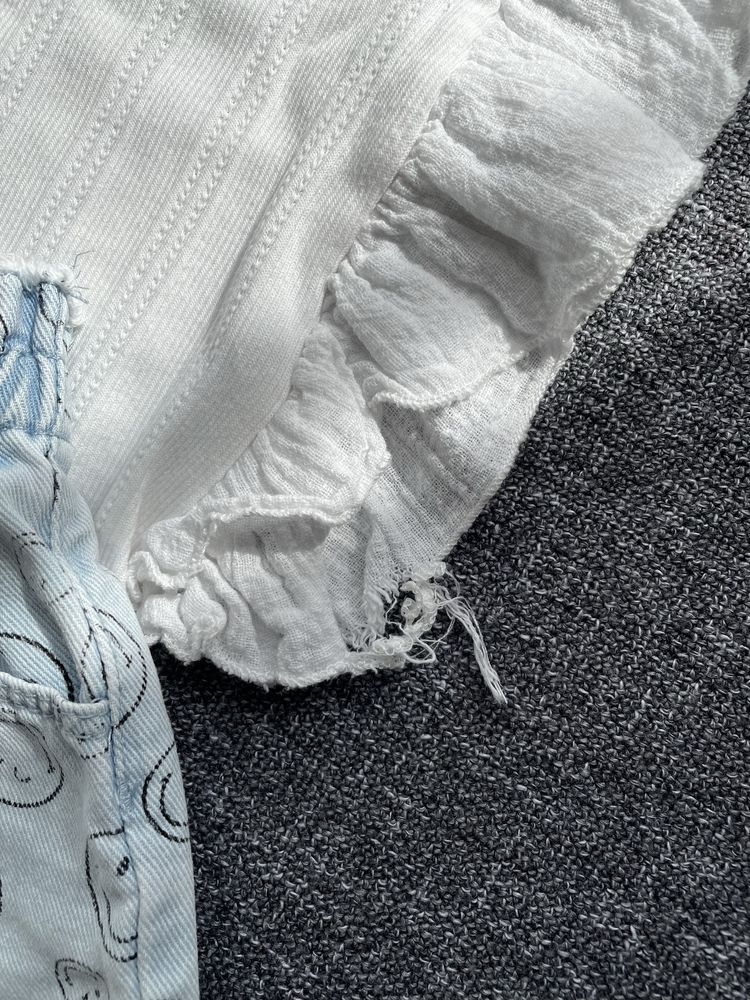 Spodenki denim i koszulka z łączonych tkanin Zara rozmiar 98