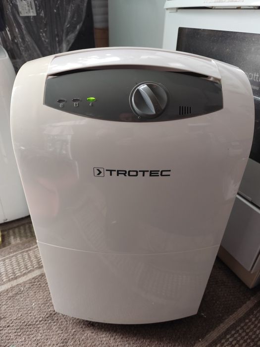 Осушувач повітря, вологопоглинач 12л.