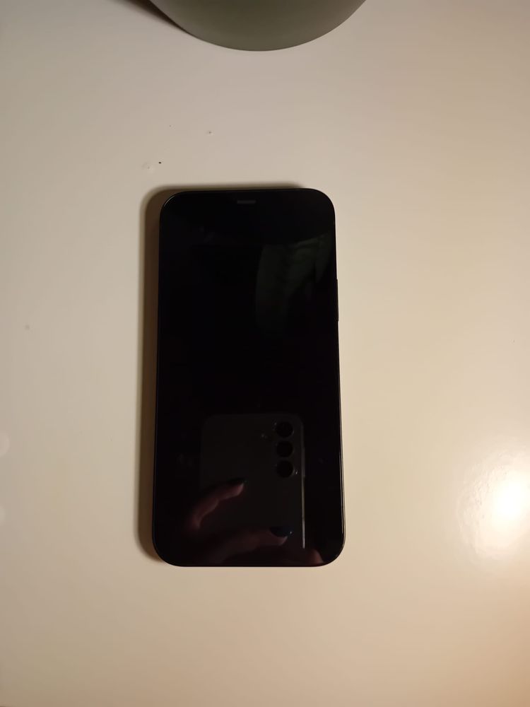 Iphone 12 Preto 128GB (8 meses de uso)