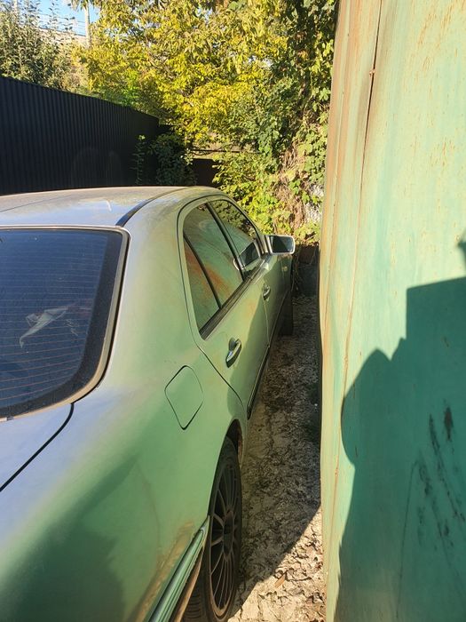 Продам Mersedes w210 2.0 1998року