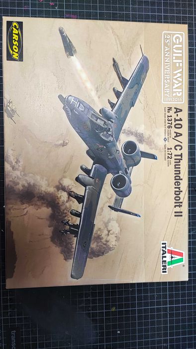 Kit Modelismo Italeri 1376 A-10 ThunderboltII 1/72 GulfWar Novo Selado