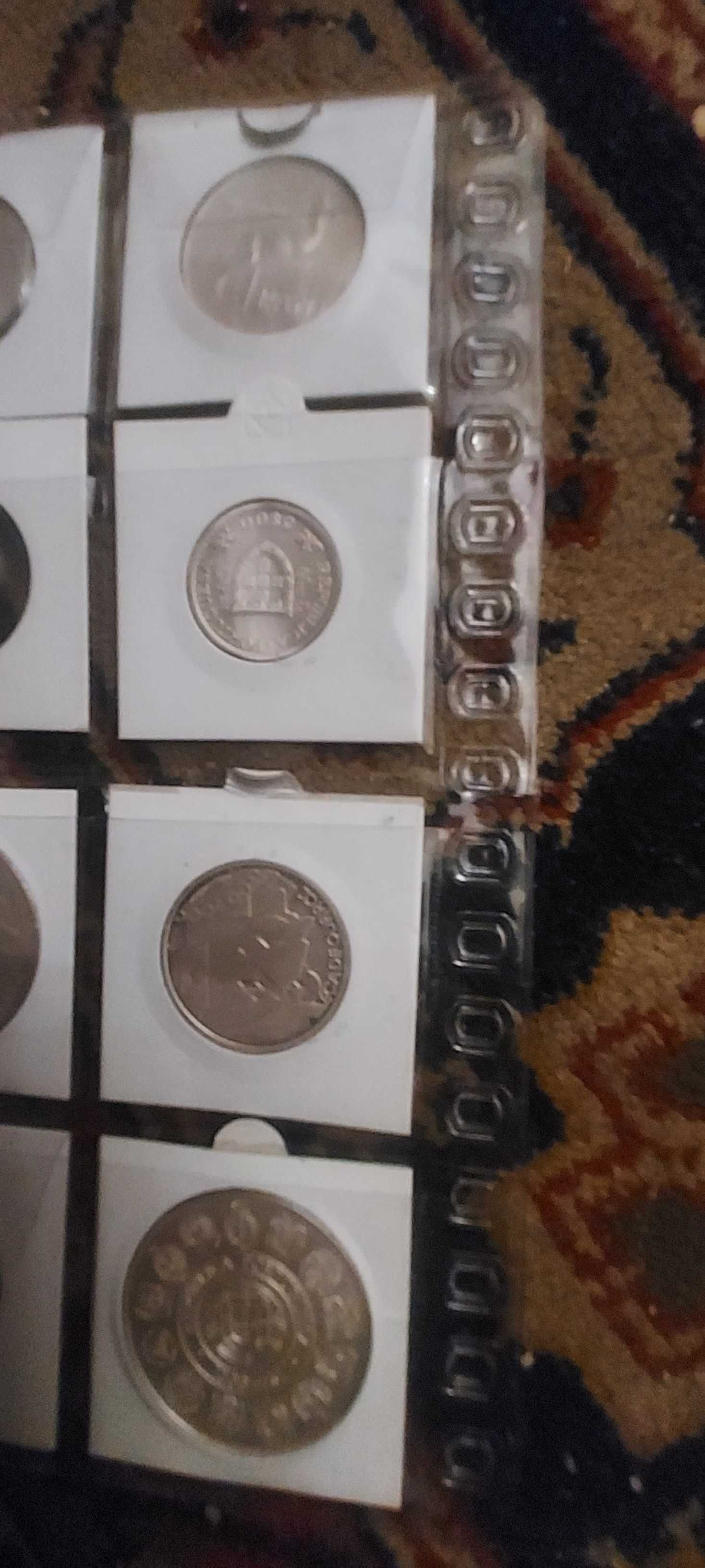 VENDO 12 moedas DE PRATA LINDAS. VEJAM FOTOS. Bom negóc PORTES GRÁTIS.