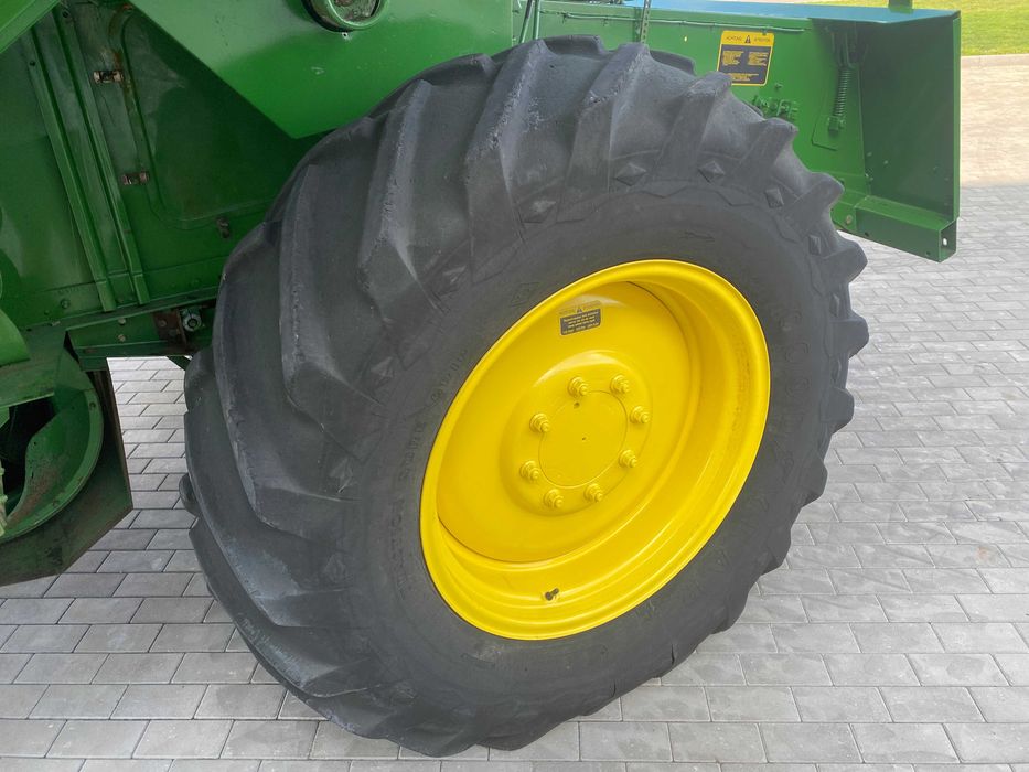 Комбайн John Deere 1055 3430 мот/год