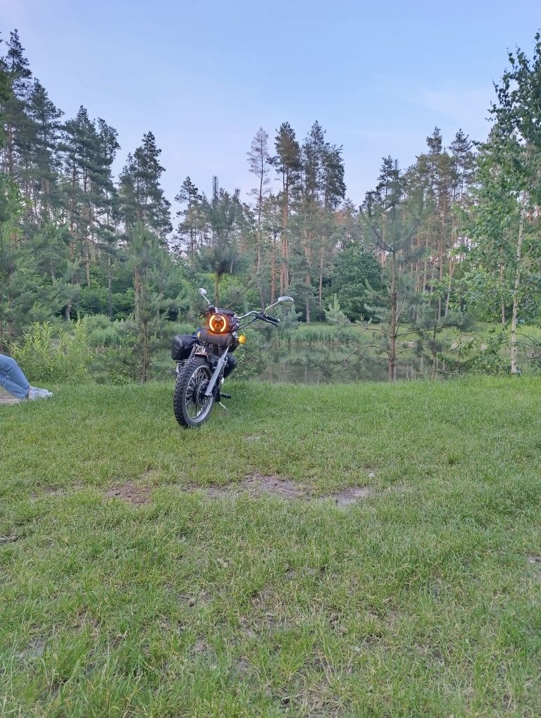 Продам чопер 250куб на ходу