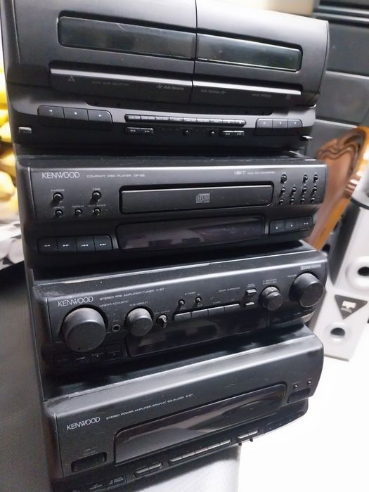 Aparelhagem kewyood em modulos  como nova