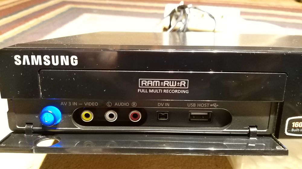 Leitor Samsung DVD-HR773 com Disco Rígido 160GB