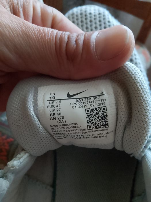 Кросівки чоловічі Nike Revolution