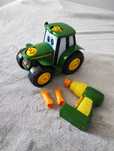 Traktor John Deere do rozkręcania