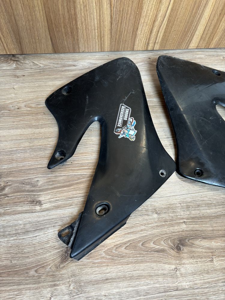 Plastik boczek osłona owiewka HONDA CR125 99r