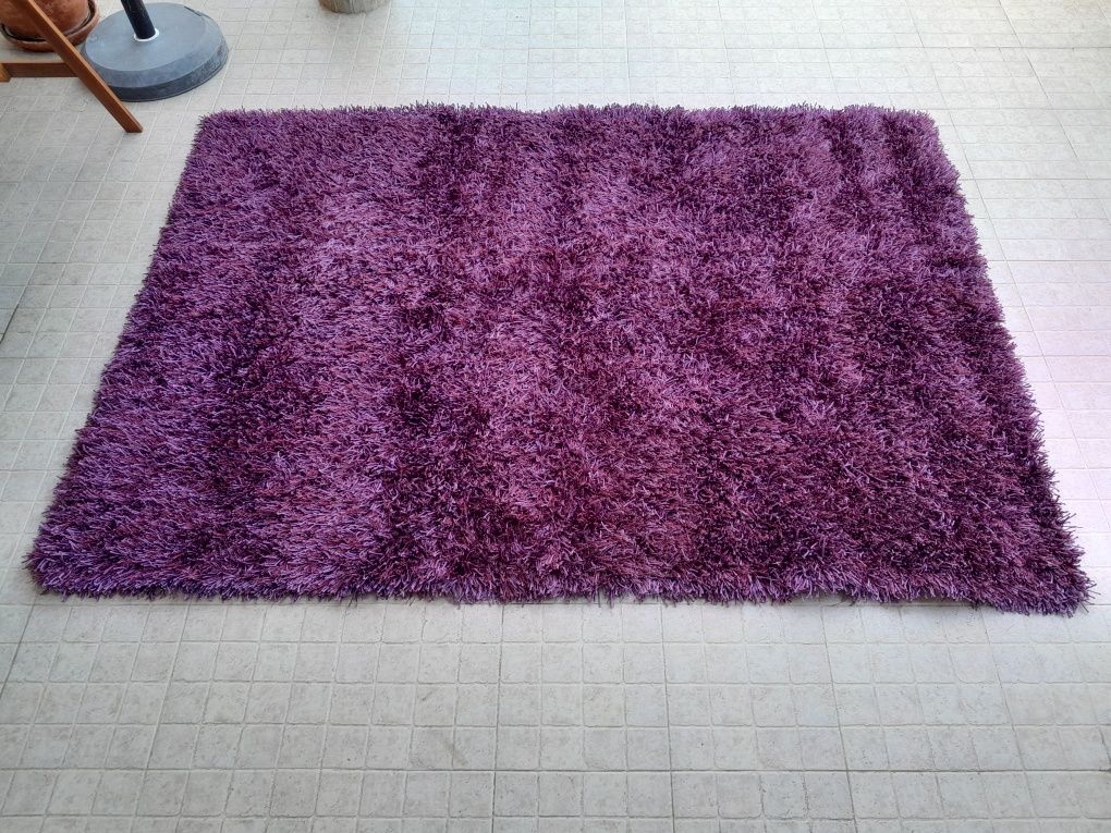 Carpetes e tapetes de fios altos
